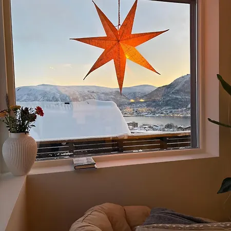 House In Troms Center With An Amazing View Ferienhaus