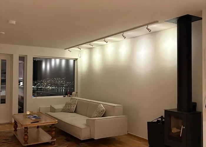 House In Troms Center With An Amazing View Holiday home
