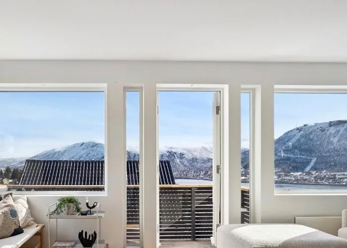 House In Troms Center With An Amazing View Tromsø
